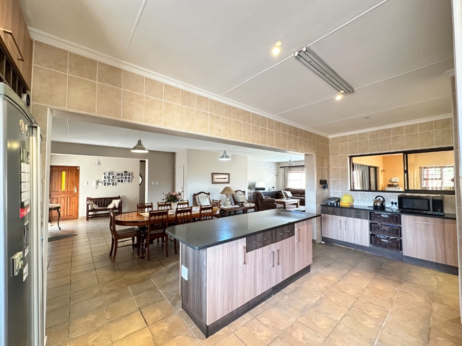 4 Bedroom Property for Sale in Diaz Beach Western Cape